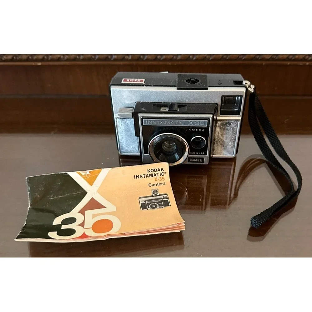 Vintage Kodak Instamatic X-35 Film Camera w/‎ Wrist Strap